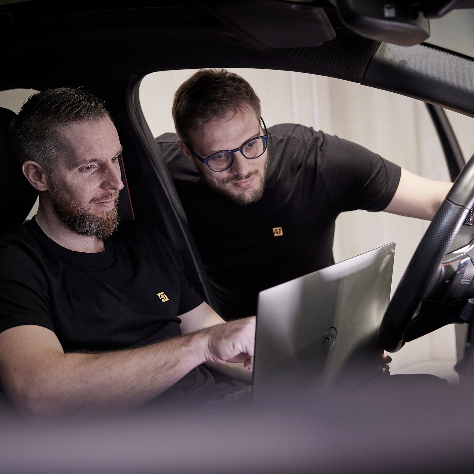 Versão escrava da ferramenta do AutoTuner original ECU/TCU Apoio à ferramenta de programação OBD Banco Iniciação Sem assinatura Correção automática da soma de verificação